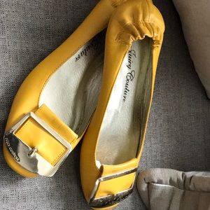 Juicy couture mustard color 7 shoes